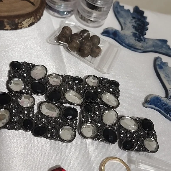 Crafters Fun Lot - Picture 9 of 12